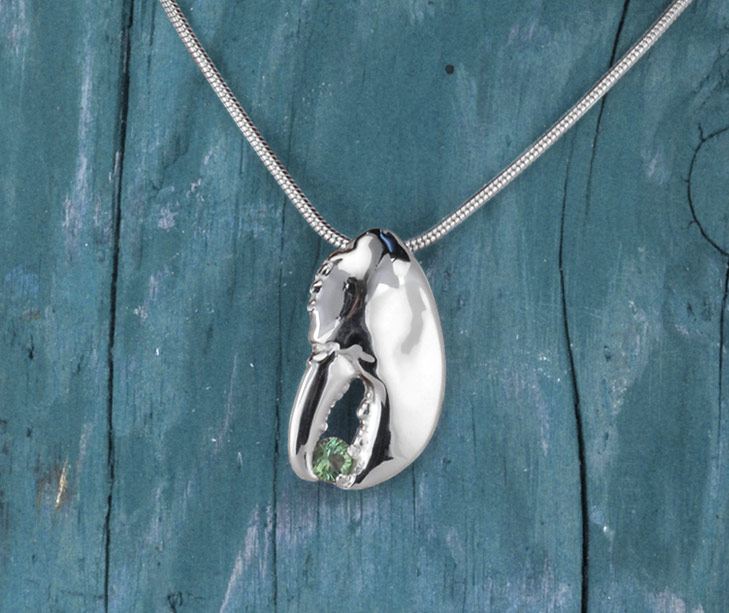 lobster claw pendant necklace