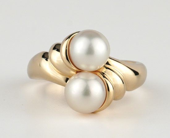 Soft Serve Pearl Swirl, Gold and Pearl Ring.